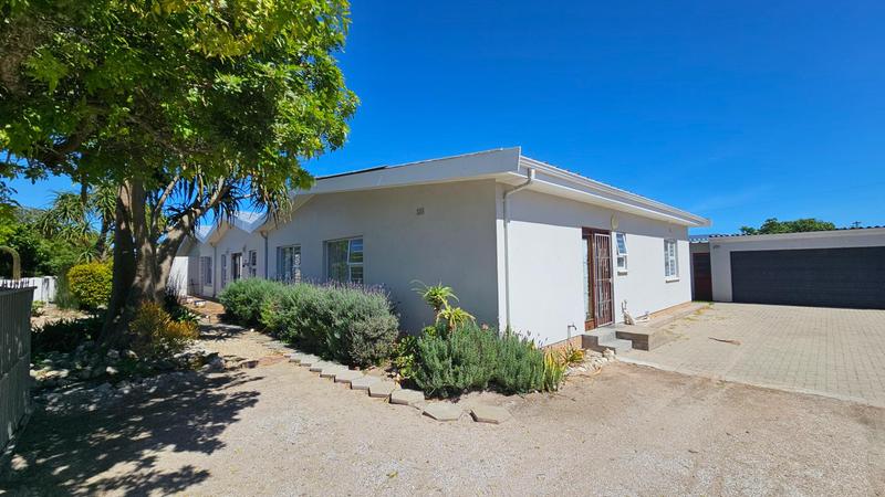 3 Bedroom Property for Sale in Dwarskersbos Western Cape